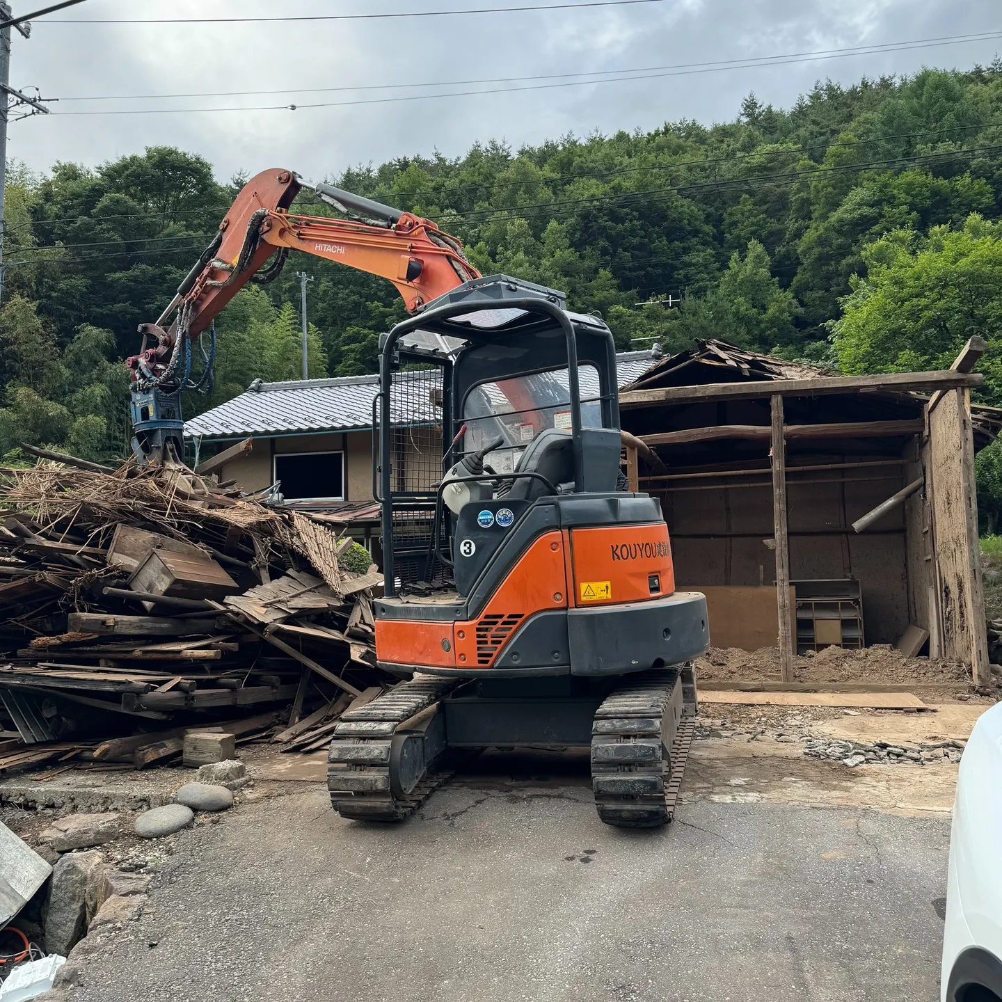 木造住宅の解体工事を行いました。